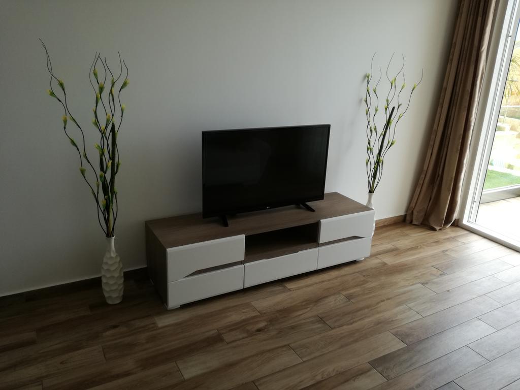 Apartment Victoria โดบราวอดา ภายนอก รูปภาพ