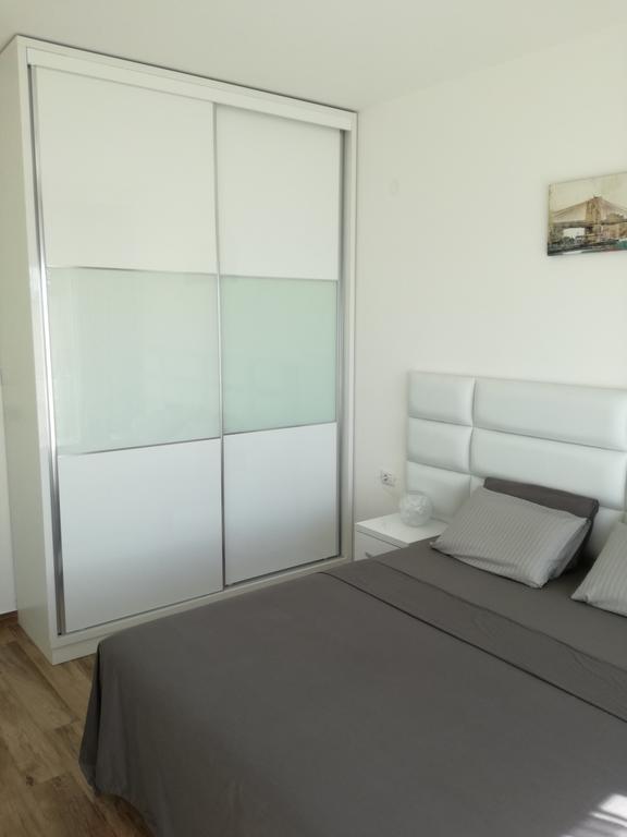 Apartment Victoria โดบราวอดา ภายนอก รูปภาพ